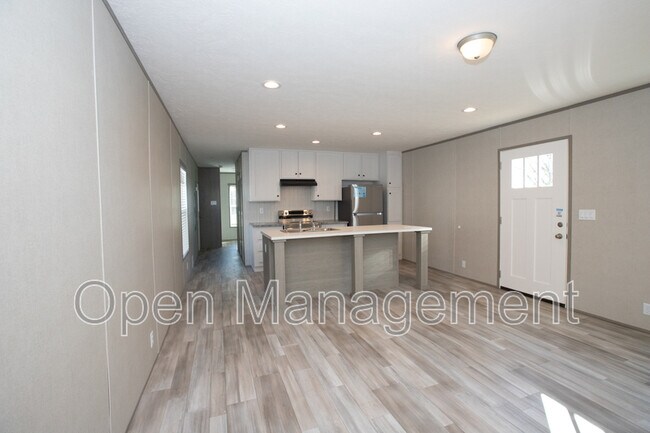 Building Photo - 7534 US-60