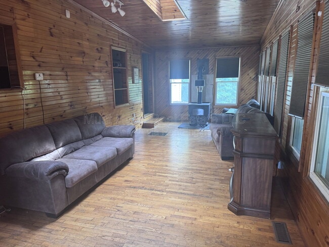 Building Photo - 4148 Smokey Creek Rd