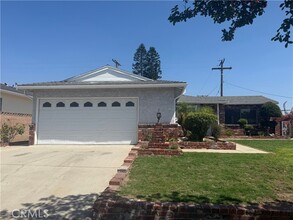 Building Photo - 808 N Sanchez St