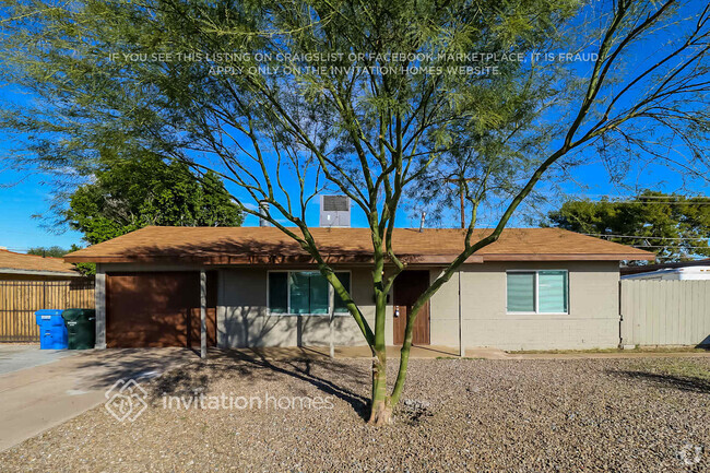Building Photo - 2734 W Montebello Ave