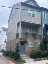Building Photo - 60 Adore Ct SE