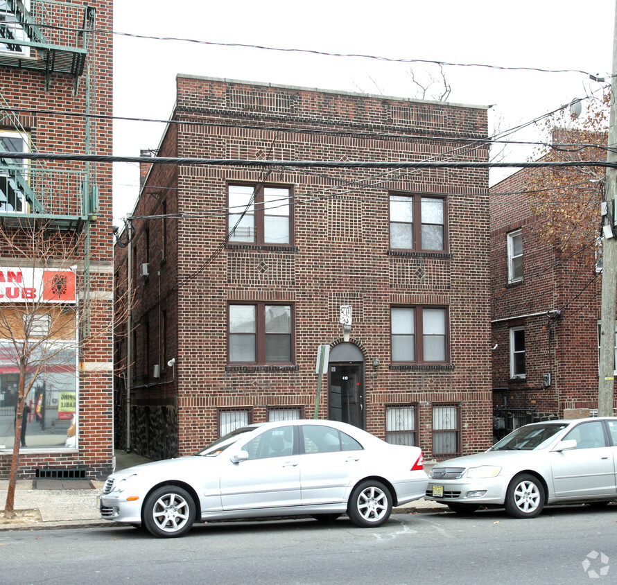 Primary Photo - 410 Anderson Ave