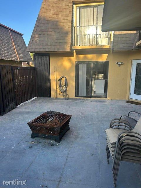 Foto del edificio - 3 br, 3.5 bath House - 4205 Turnberry Cir ...