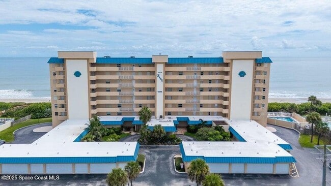 Building Photo - 1095 N Hwy A1A