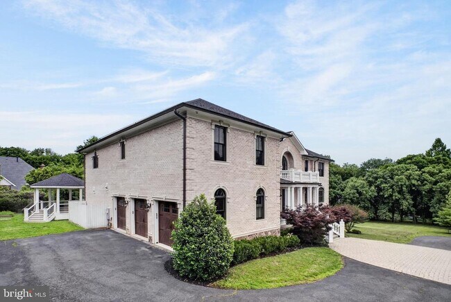 Foto del edificio - 7112 Georgetown Pike