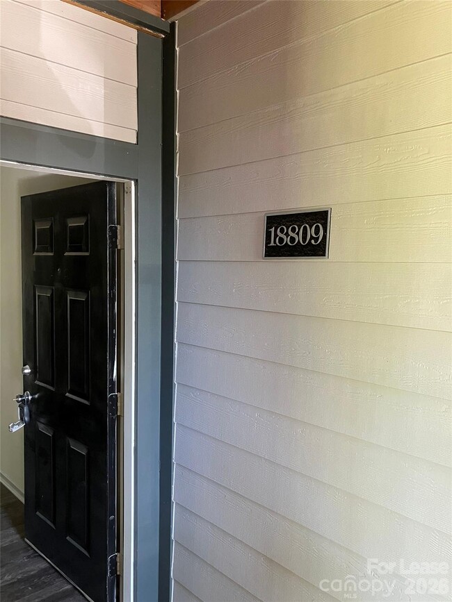 Foto del edificio - 18809 Vineyard Point Ln