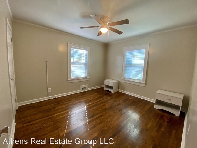 Building Photo - 2 br, 1 bath House - 595 Pinecrest Drive