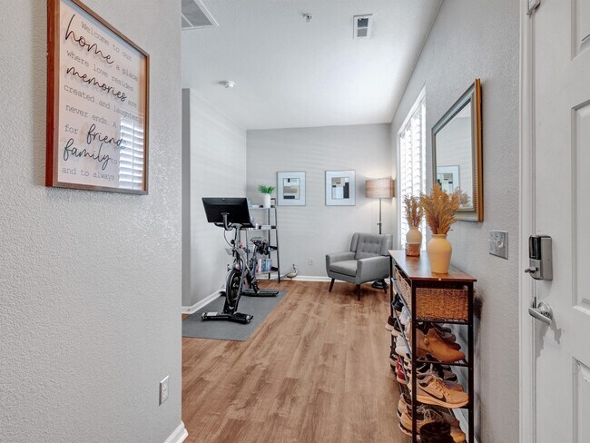 Foto del edificio - 309 E Las Animas St