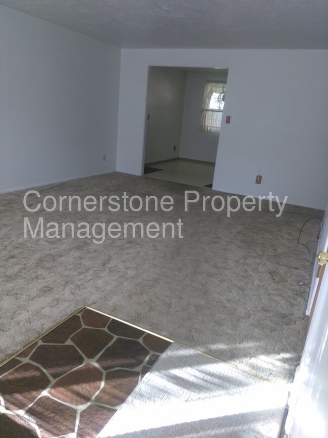 Building Photo - 4670 W Samara St