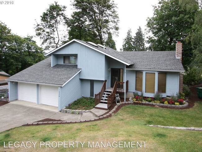 Building Photo - 4 br, 3 bath House - 1234 SW Linneman Ave