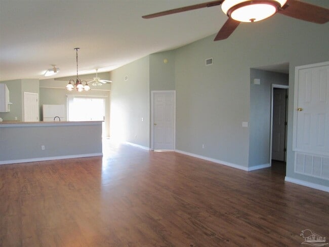 Building Photo - 386 Mizzen Ln