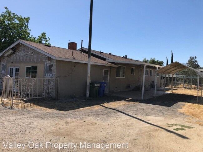 Foto del edificio - 3 br, 2 bath House - 3436 Santa Fe Avenue