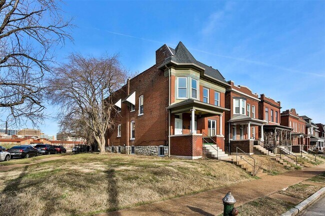Building Photo - 4579 Gibson Ave
