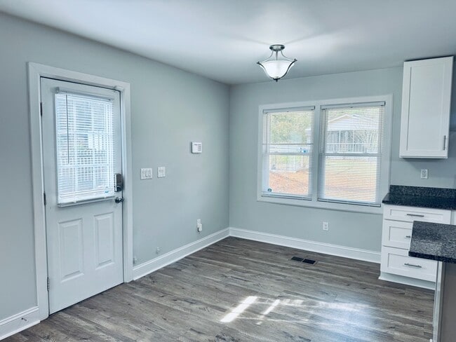 Foto del edificio - 900 6th St