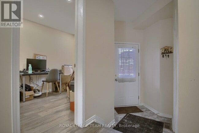 Building Photo - 508 Aberfoyle Cir