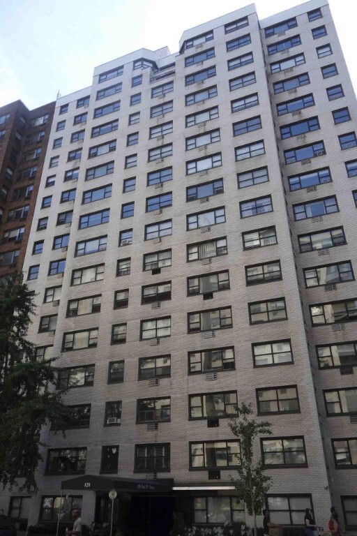 Foto principal - 420 E 79th St