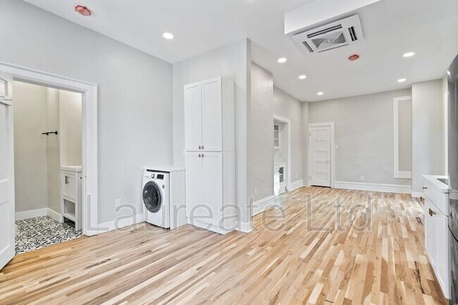 Foto del edificio - 252 Lincoln St