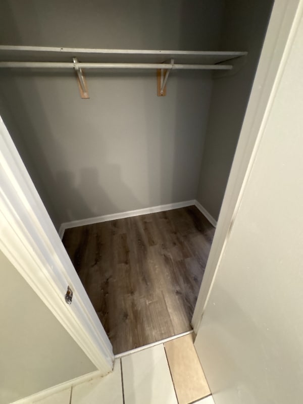 Foto del edificio - 3343 Commercial