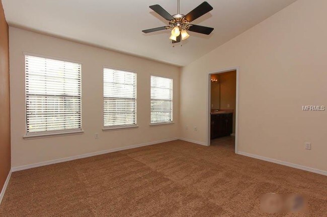 Foto del edificio - 5532 Kinglethill Dr