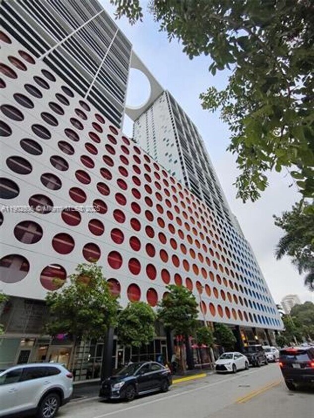 Foto principal - 55 SE 6th St