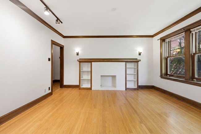 Foto del edificio - 528 Sheridan Rd