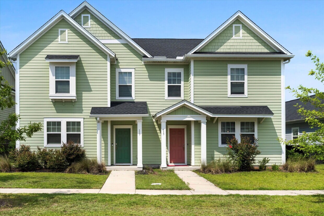Primary Photo - "Charming Townhouse within Carnes Crossroa...