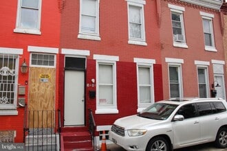 Building Photo - 3085 Potter St