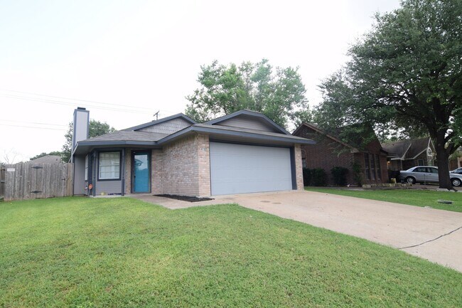 Building Photo - 2722 San Jacinto Rd