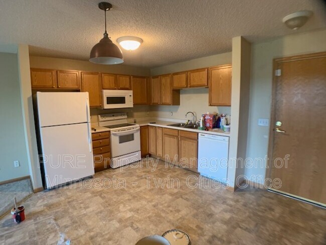 Foto del edificio - 610 Whiskey Rd NW