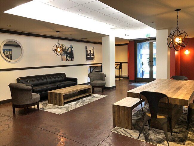 Foto del edificio - 1435 India St