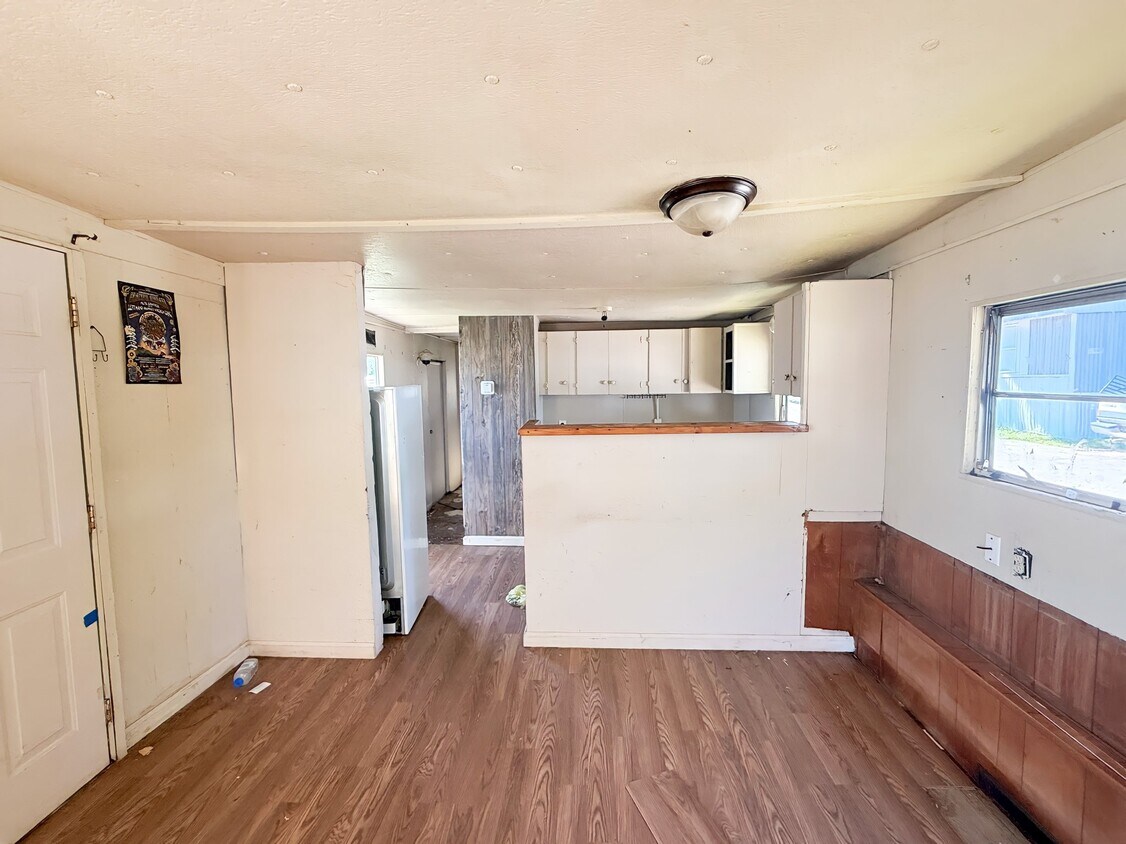 Foto del edificio - 4916 Brown Station Rd
