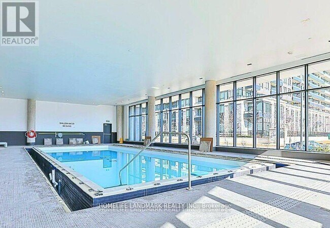 Photo du bâtiment - 38 Water Walk Dr