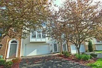 Building Photo - 8705 Lost Valley Dr