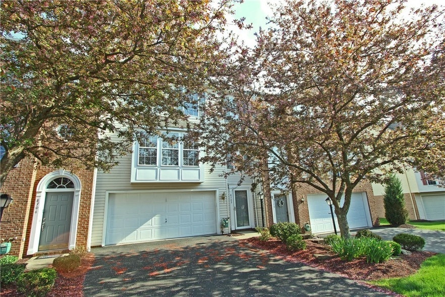 Primary Photo - 8705 Lost Valley Dr