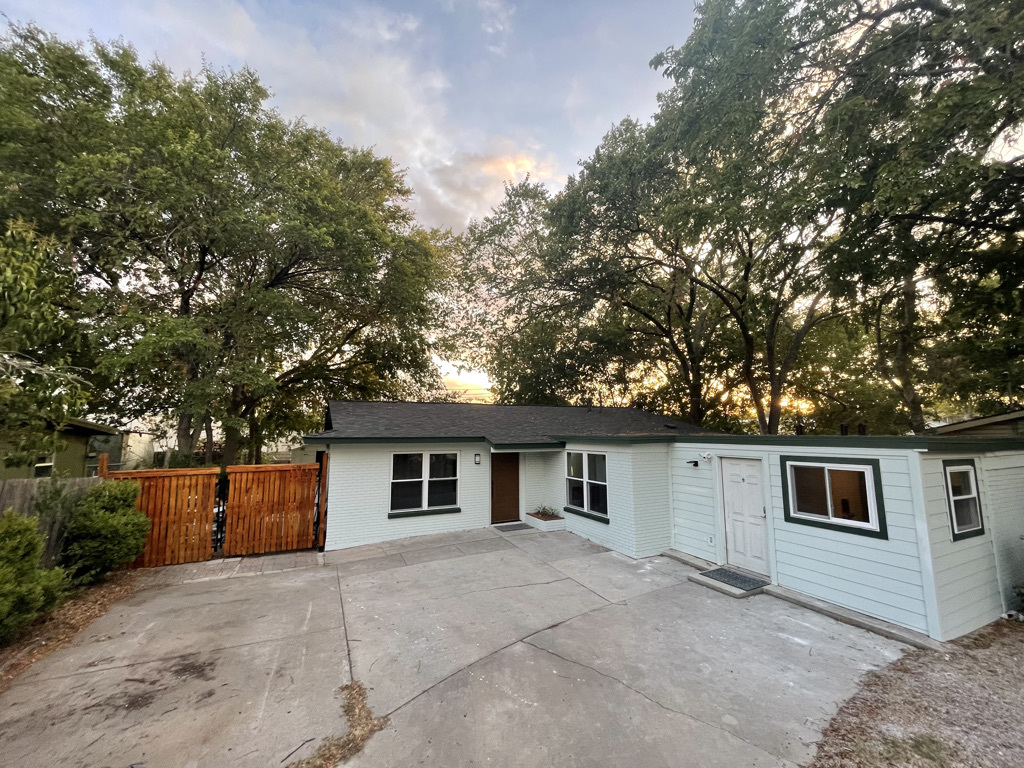 Primary Photo - 2309 Devonshire Dr