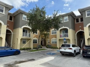 Building Photo - 10870 NW 88th Terrace