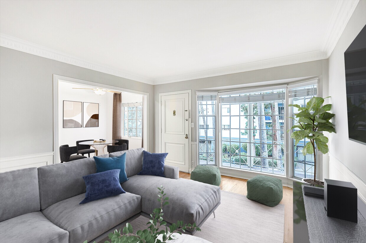 Foto principal - 1650 N Sierra Bonita Ave