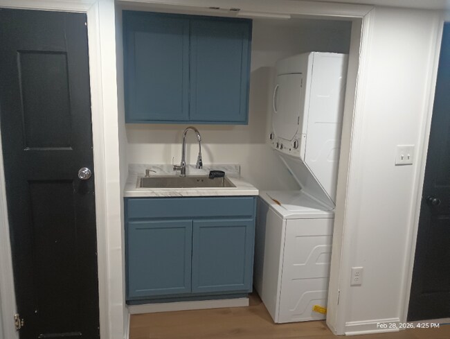 Foto del edificio - 917 Reverdy Rd