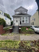 Building Photo - 397 Chadwick Ave