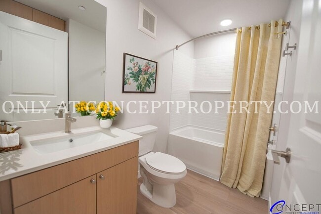 Building Photo - 2 Bed 2 Bath! Stylish, Smart, and Serene — The New Standard of Affordable Modern at Studio Crossing