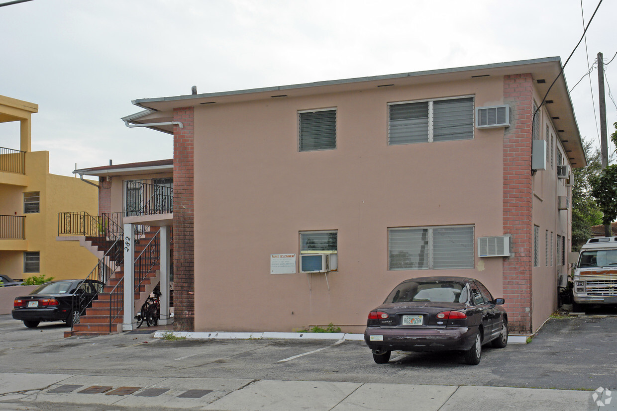Building Photo - 282 NW 47th Ave