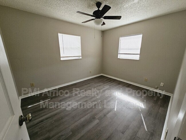 Foto del edificio - 1201 Buddwood Rd