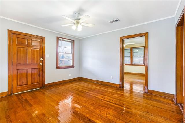 Building Photo - 230 Jules Ave