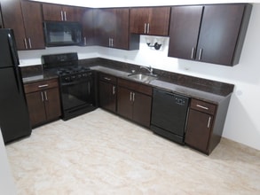 Building Photo - 1331 E Ports O Call Dr