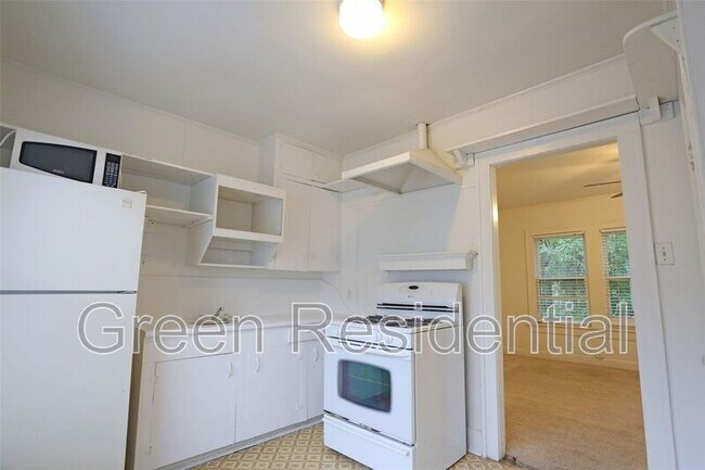 Foto del edificio - 1133 W Clay St