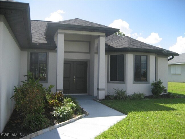 Building Photo - 1414 SW 16th Terrace