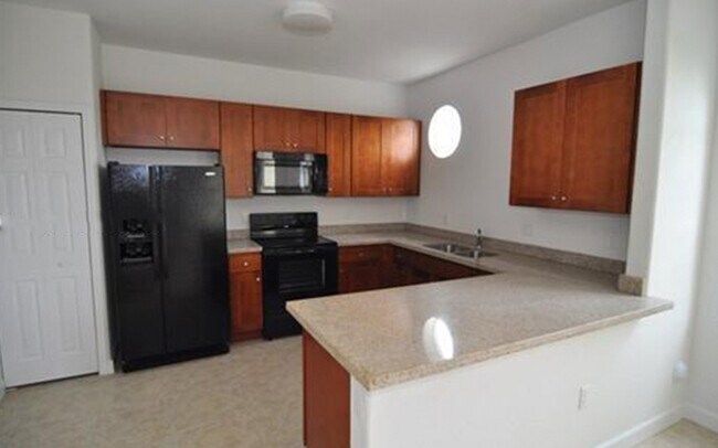 Foto del edificio - 10022 NW 7th St