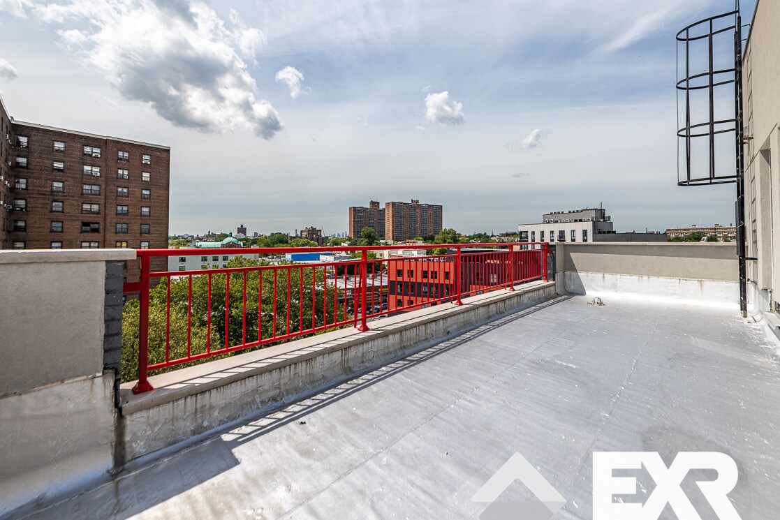 Foto del edificio - 253 Mother Gaston Blvd