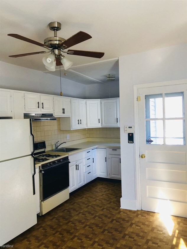 199 Hope St, Stamford, CT 06906 Room for Rent in Stamford, CT