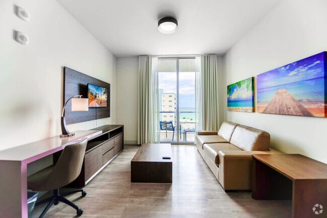 Building Photo - 777 N Ocean Dr